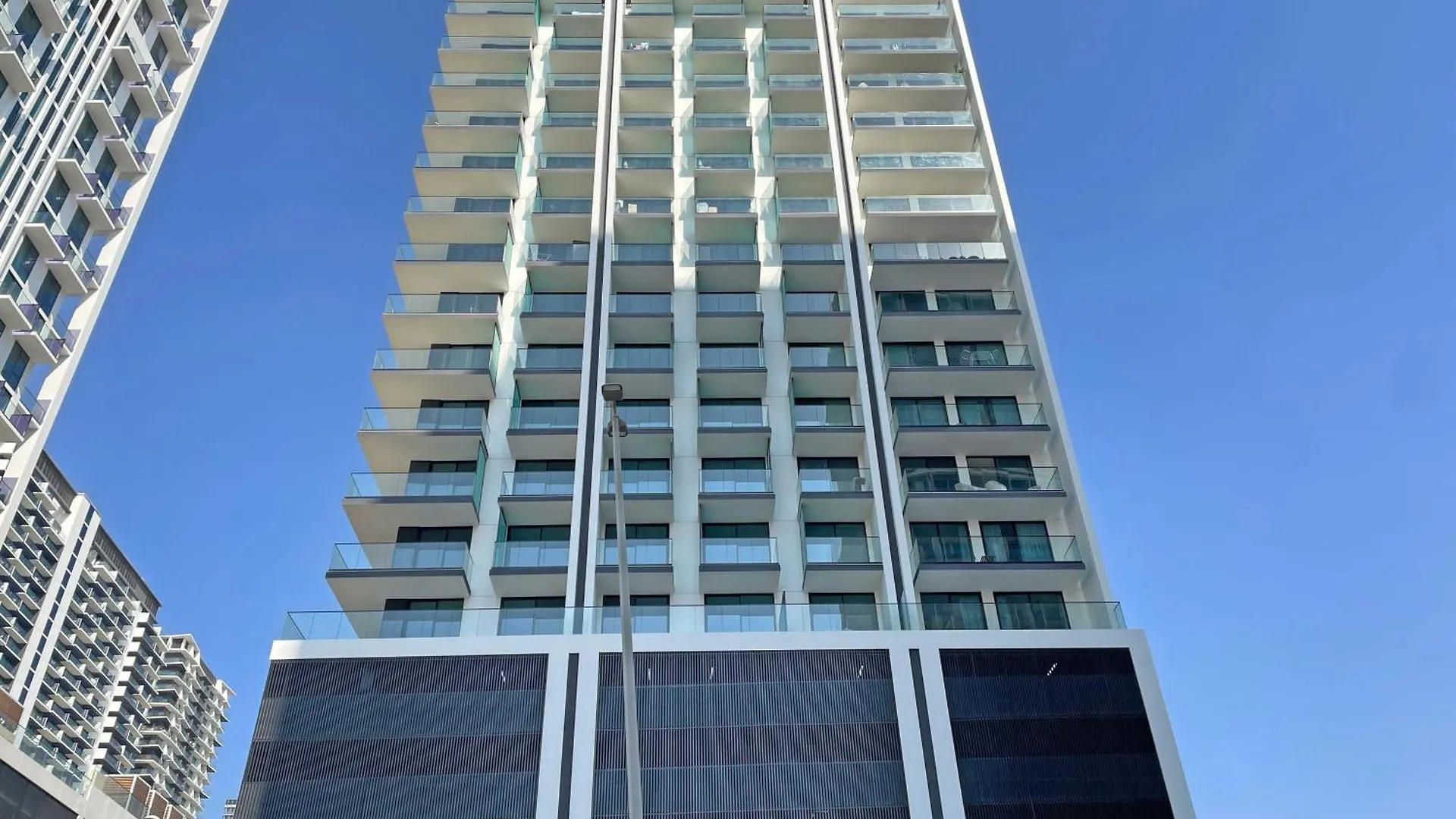 Apartment Bnbmehomes - Binghatti Lavender Dubai United Arab Emirates