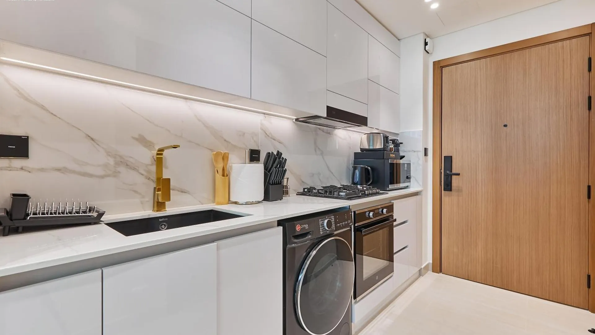 Bnbmehomes - Binghatti Lavender Dubai United Arab Emirates