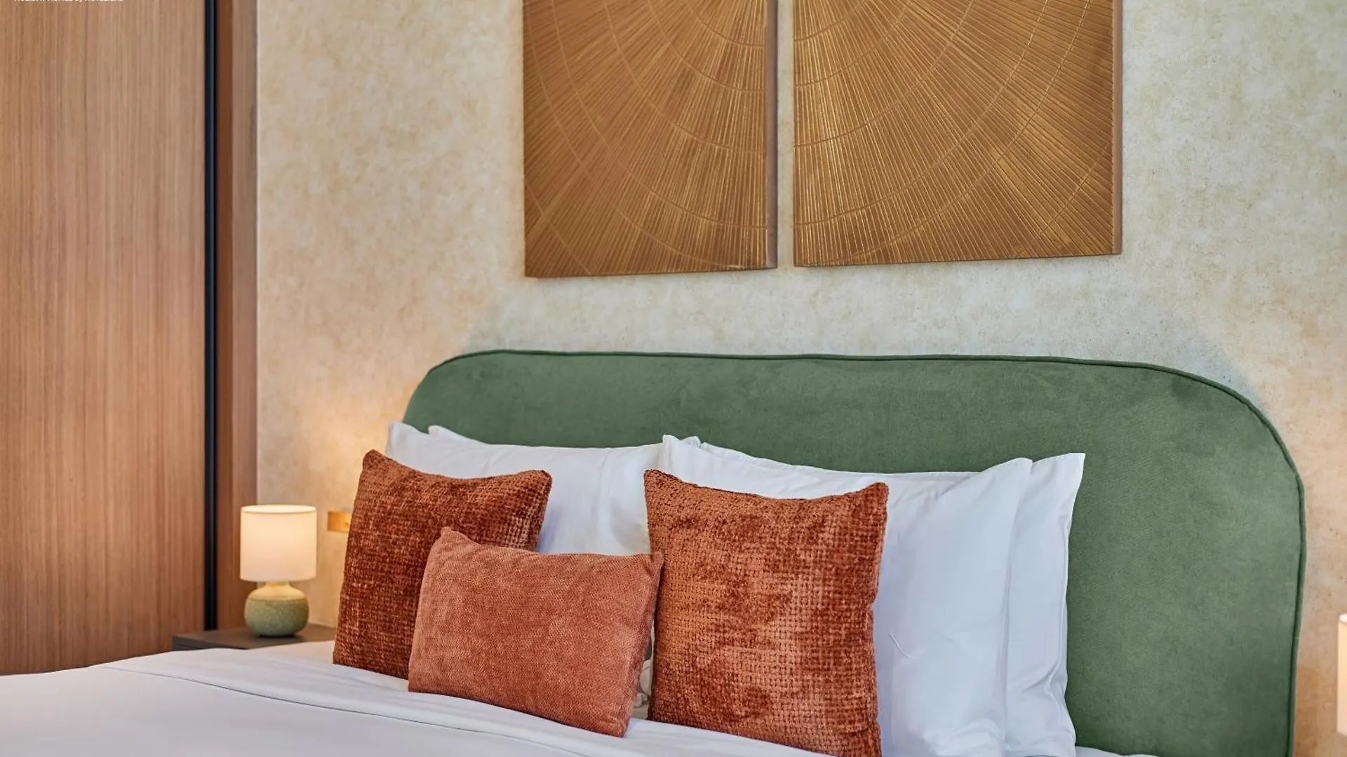 Bnbmehomes - Binghatti Lavender Dubai 0*,