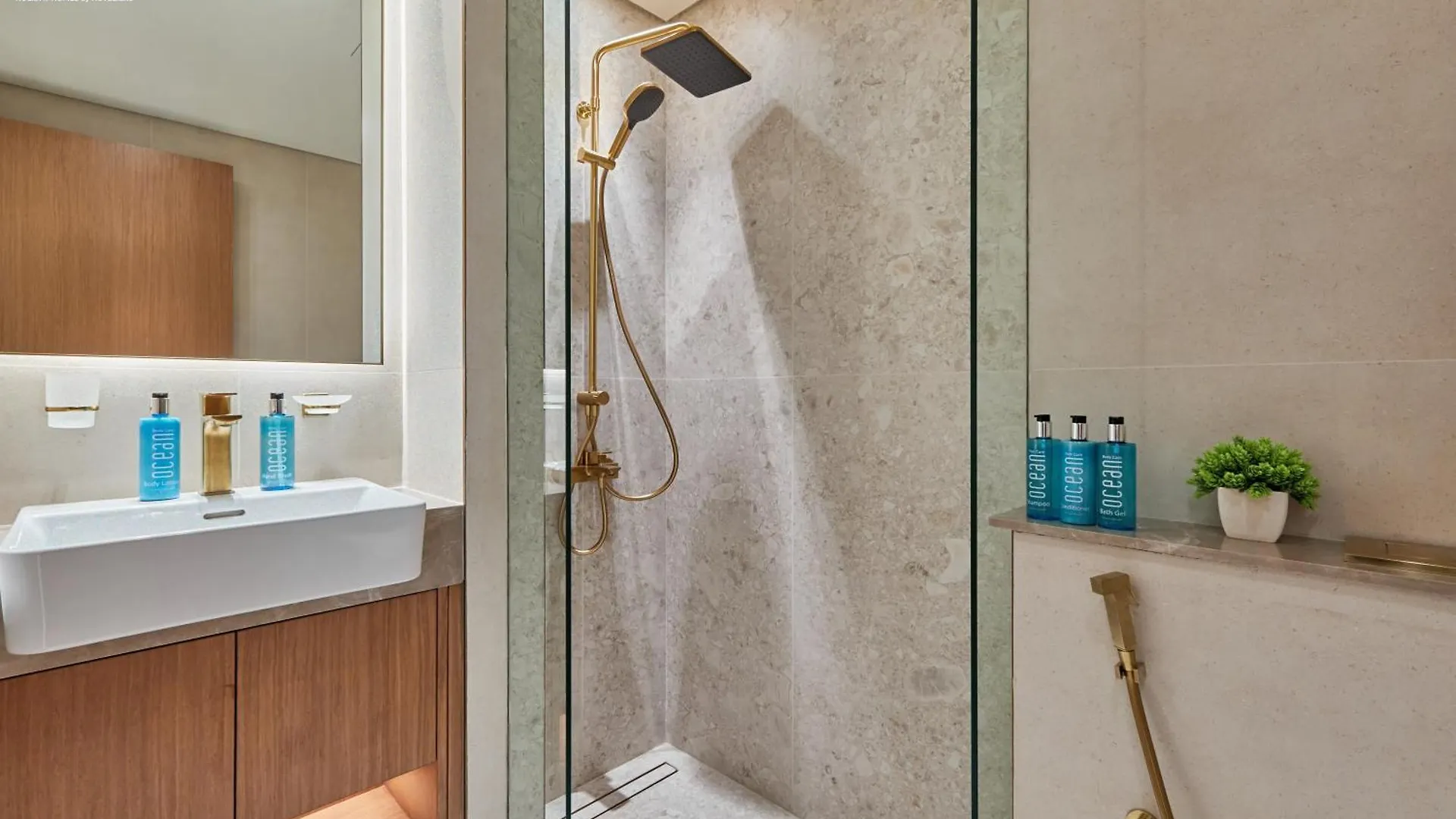 Bnbmehomes - Binghatti Lavender Dubai Apartment