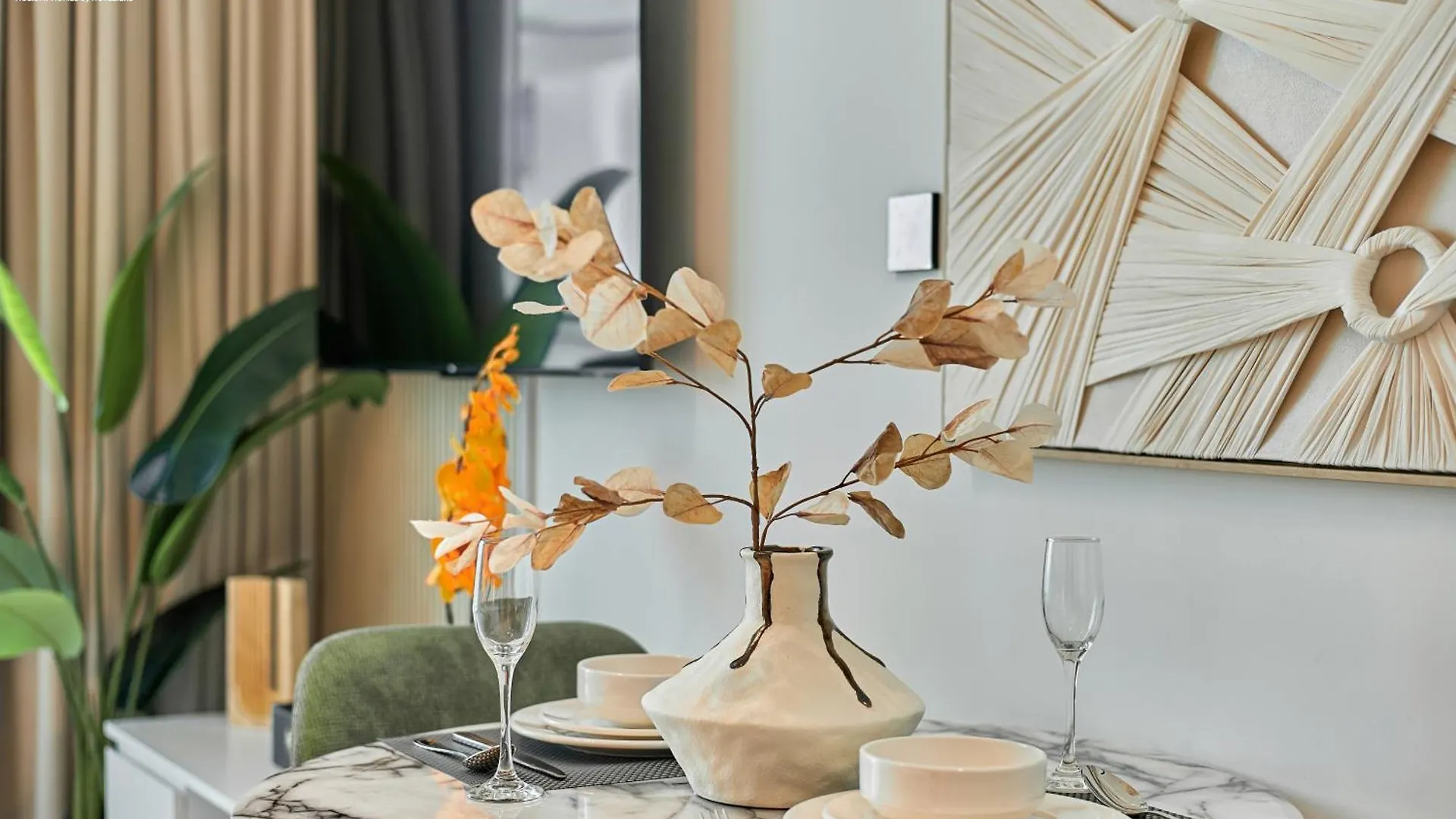 Bnbmehomes - Binghatti Lavender Dubai